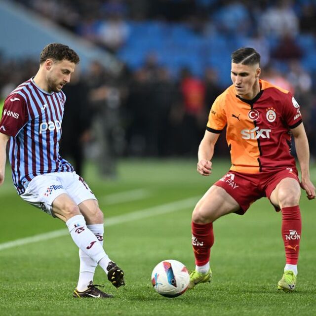 Galatasaray'da 2 değişiklik!